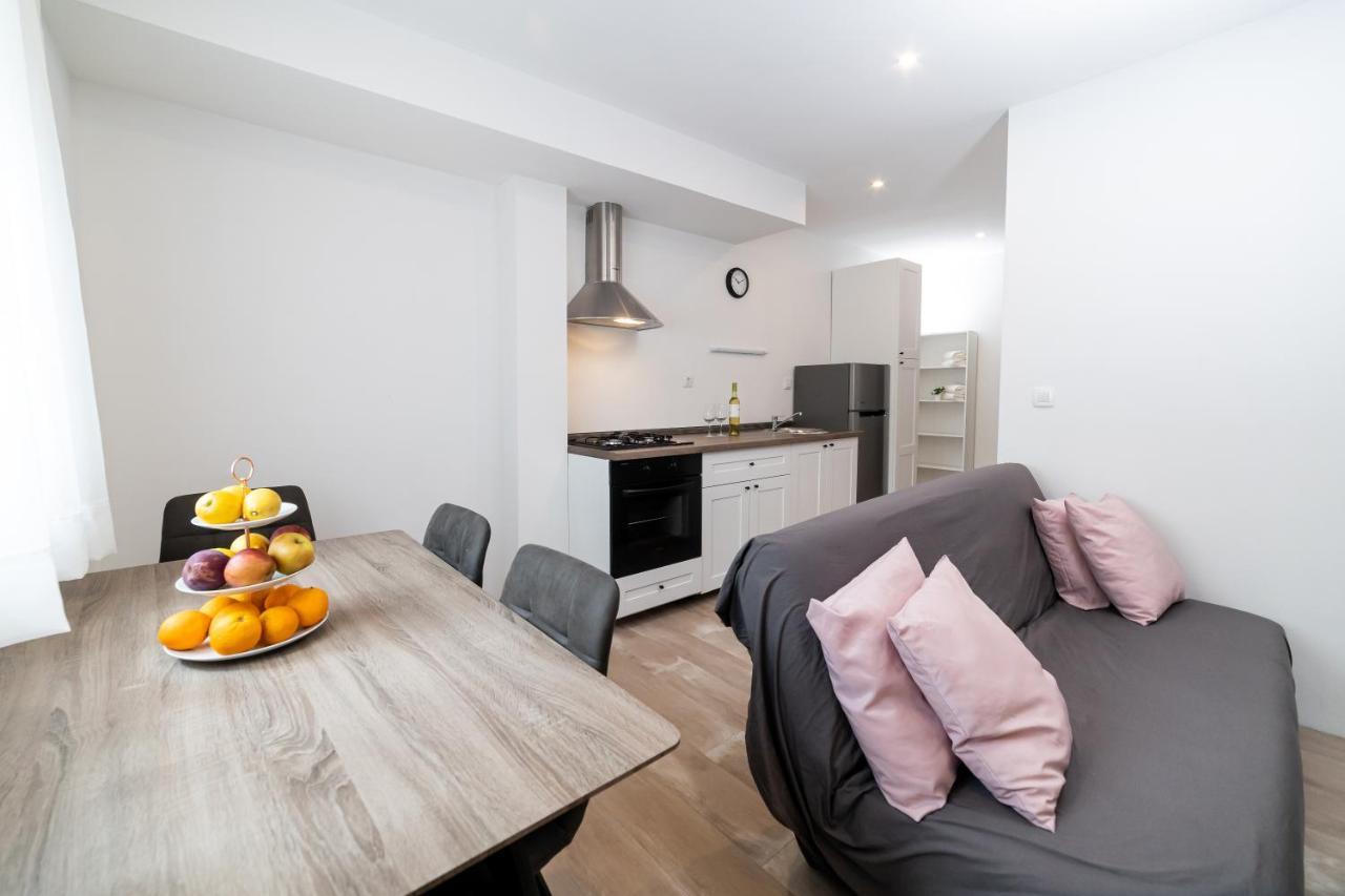 Apartment Odiseja Zadar Bagian luar foto